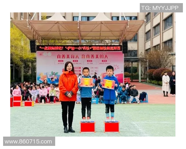 中国足球天才小球员崭露头角未来可期引领新一代足球梦想